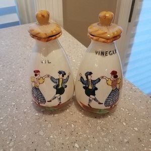 Vintage Hakusan oil and vinegar cruets